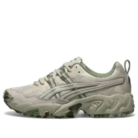 GEL-Nandi “Smoke Grey Swamp Green”