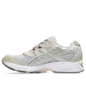 Gel-Nimbus 10.1 “Concrete Feather Grey”